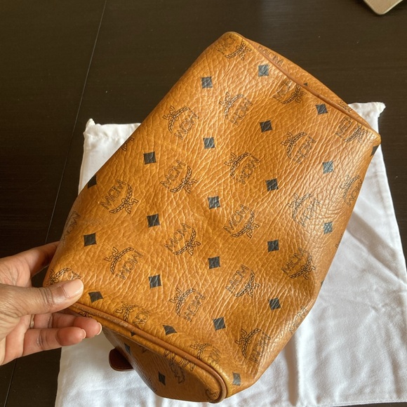 MCM BOSTON BAG - Picture 6 of 6